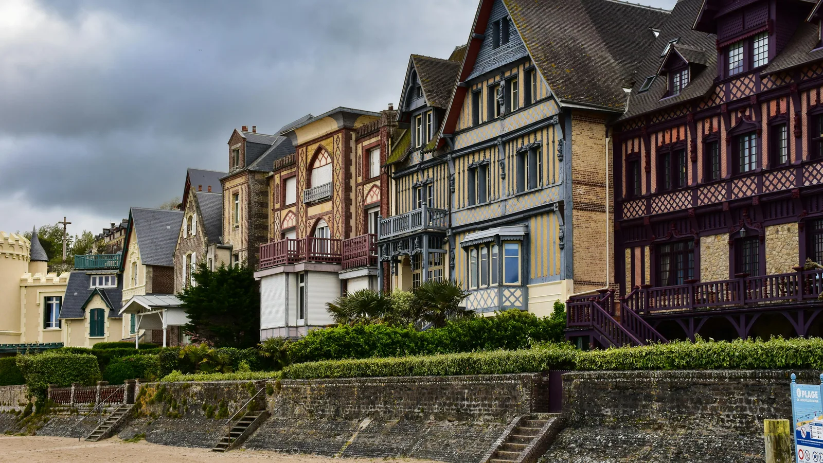 Deauville et Trouville : choisir son ambiance pour un week-end : photo de couverture pour illustrer cet article