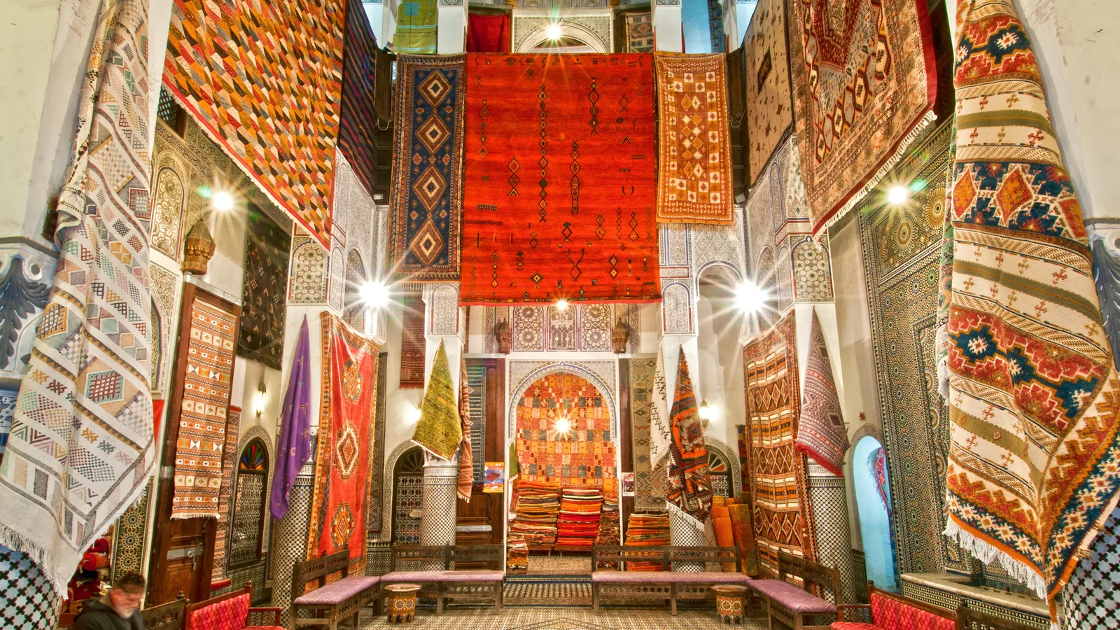 Fès pour une première visite : médina, artisanat et repères pratiques : photo de couverture pour illustrer cet article