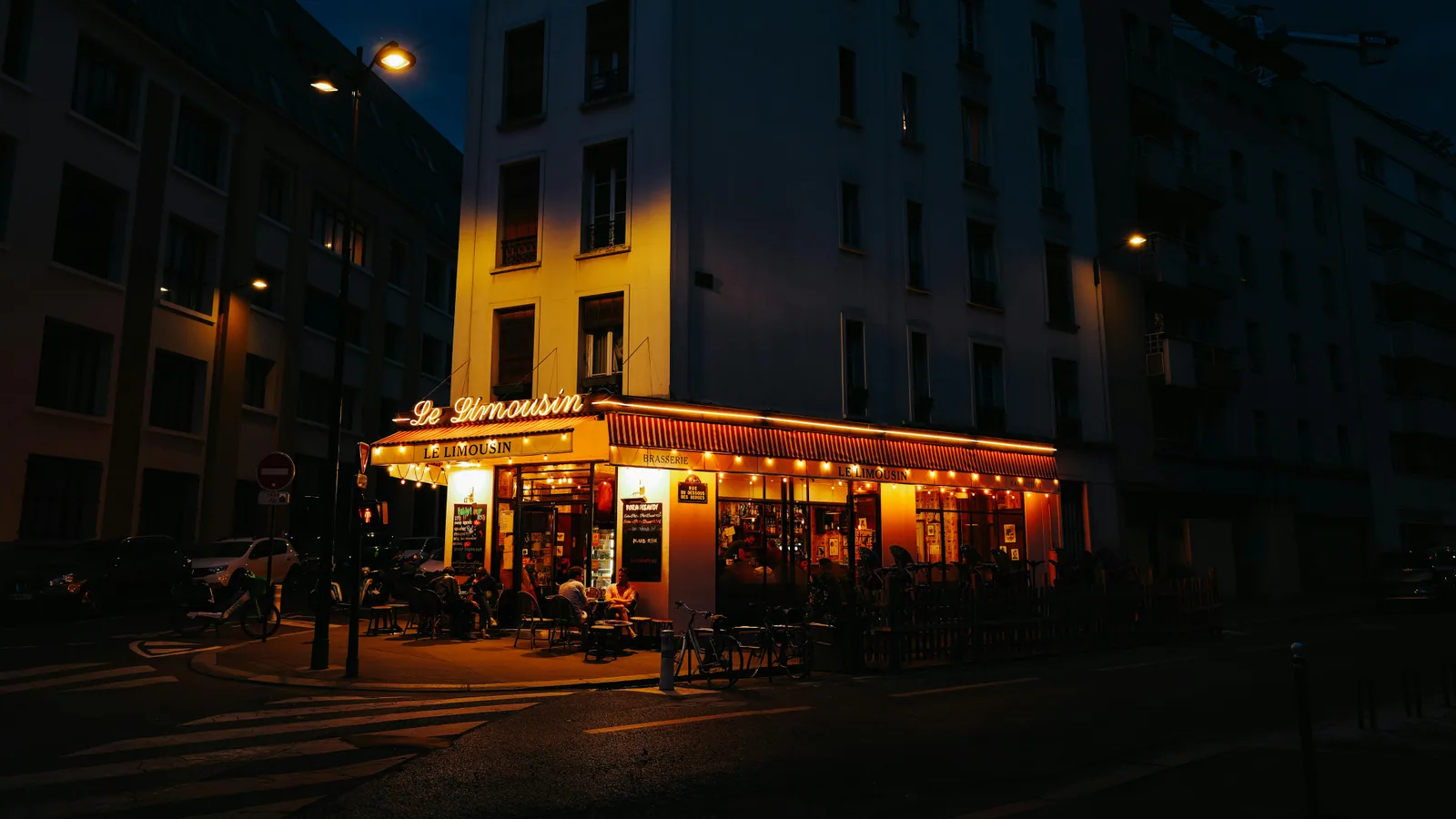Les Fils à Maman : que vaut ce restaurant rétro pour une pause gourmande ? : photo de couverture pour illustrer cet article