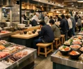 Marchés et halles à Tokyo : où goûter sans transformer la visite en checklist : photo de couverture pour illustrer cet article