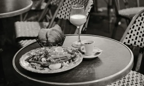 Cafés impériaux à Vienne : lesquels choisir pour une première visite : photo de couverture pour illustrer cet article